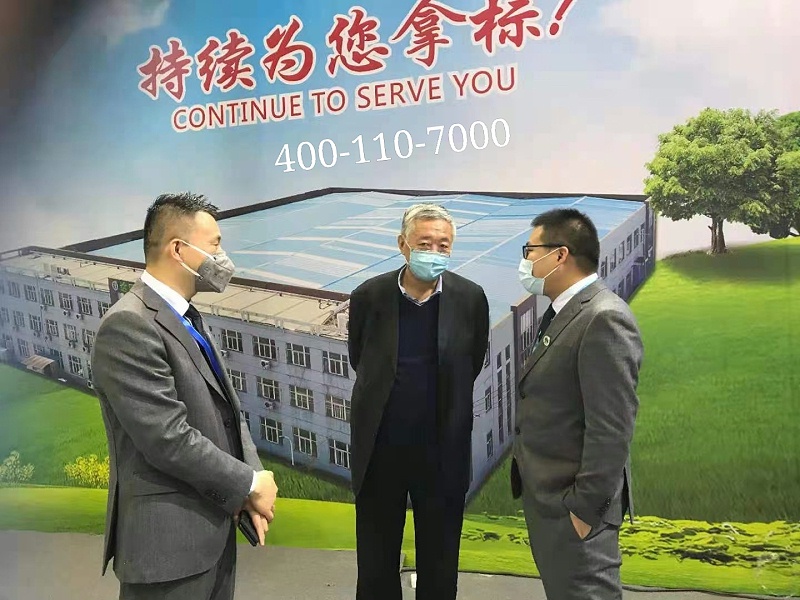 达泽环保 北京展会 李多宽先生指导 (1) 达泽环保 北京展会 李多宽先生指导 (1)